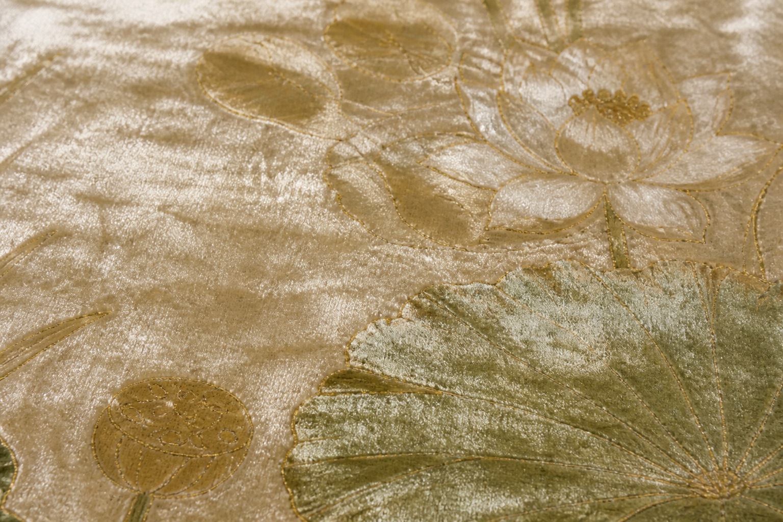 Lotus Grove Floor Cloth view 3