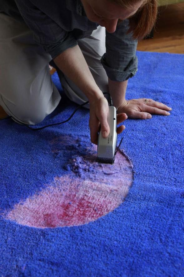 Hand carving a carpet